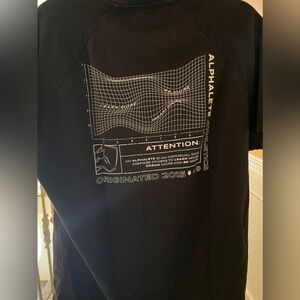 Alphalete top  Wavy size medium